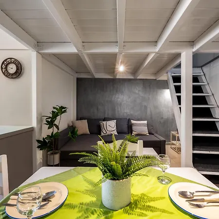 Muses-old Town * Rhodes City