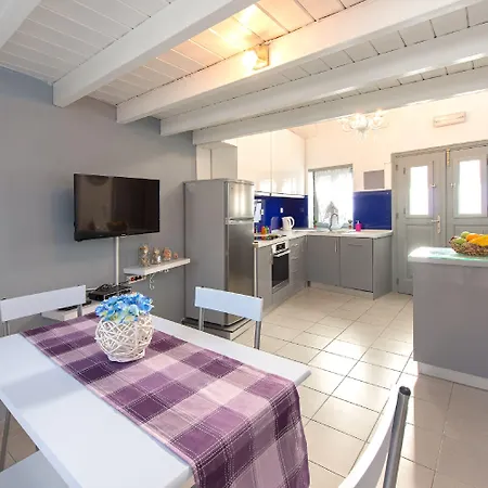 Muses-old Town Appartement *