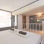 Muses-old Town Apartment