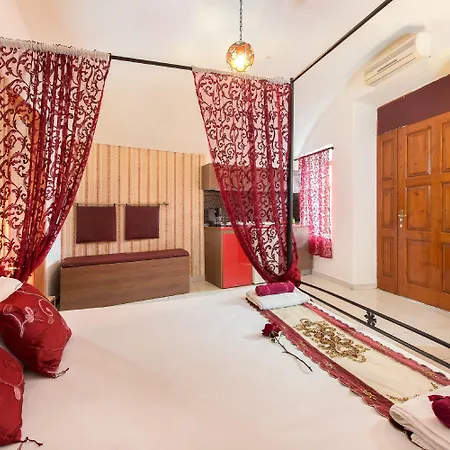 Daire Muses-old Town *