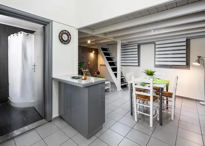 Muses-old Town * Rhodes City