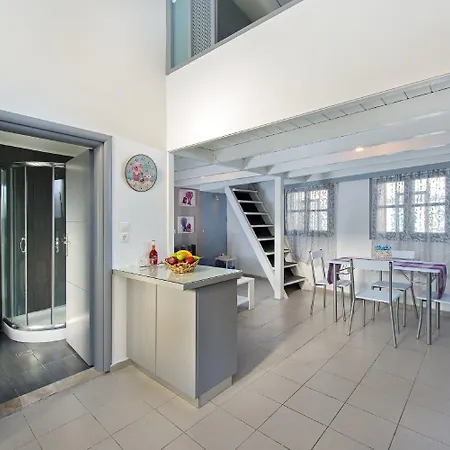 Muses-old Town Appartement *