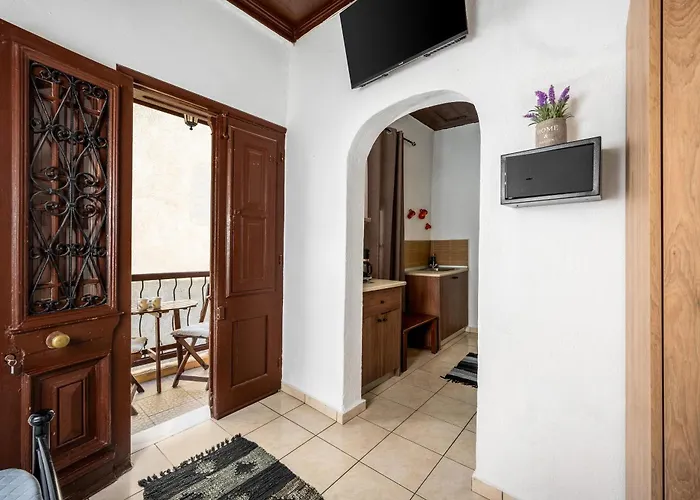 Muses-old Town Apartment